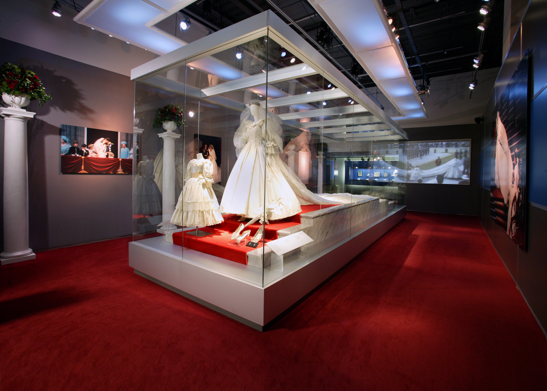 Princess Diana Exhibit Final Showing in Cincy Includes Royal Wedding Gown