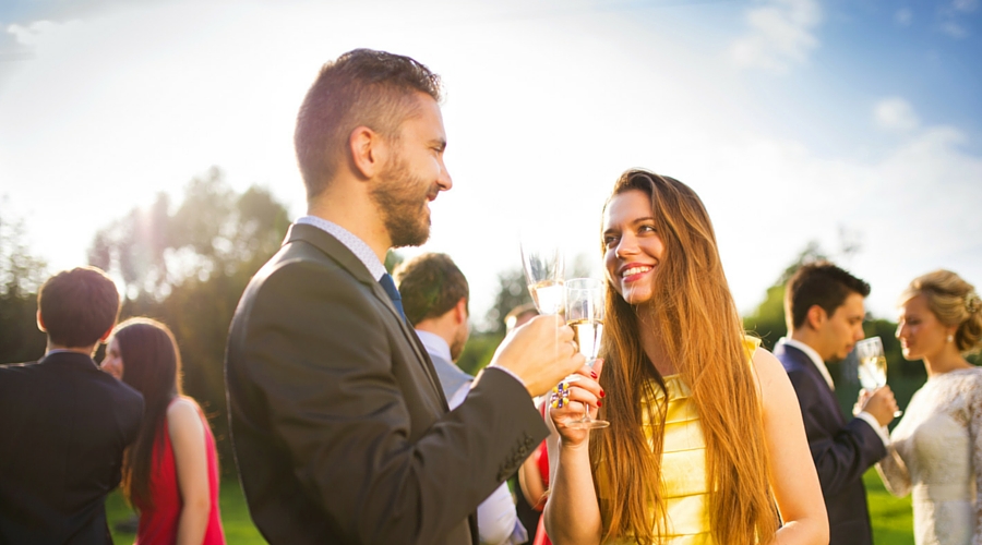 Ebates Survey Reveals Men Spend More and Women Spend Smarter on Wedding Gifts