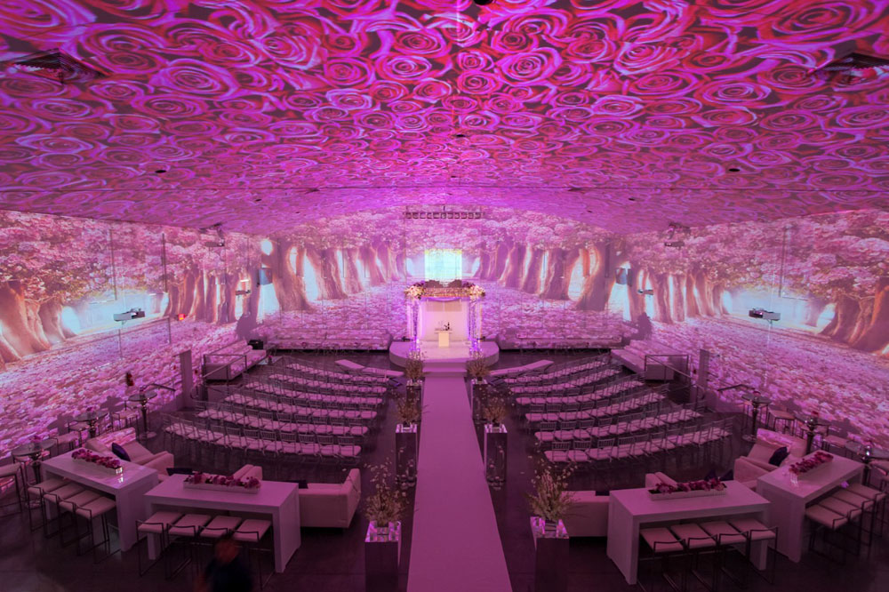Projection Mapping Revolutionizing This Wedding Venue